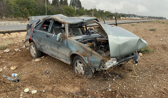 Kontrolden çıkan araç tarlaya uçtu: Araç sürücüsü hayatını kaybetti