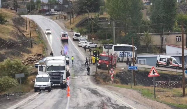 Van yolcu otobüs kazasında hayatını kaybeden şoförün ismi belli oldu!