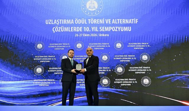 Bakan Gürlek’ten Van Cumhuriyet Başsavcısına ödül!
