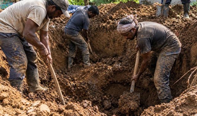 Kuyu kazarken milyon dolarlık servet buldular! Tam 510 kilo…
