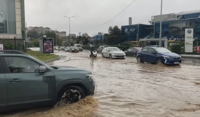 İstanbul'da sel felaketi: Dere kenarında cansız erkek cesedi bulundu!