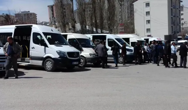 Van’da ilçe minibüs ücretlerine zam! İşte yeni ücret tarifesi