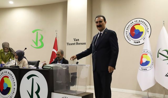 Van Ticaret Borsası’nda seçim tamamlandı: Nayif Süer yeniden başkan