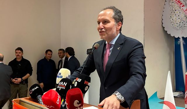 Erbakan'dan Van'da çarpıcı açıklamalar: “Van Yeniden Refah’la kurtulacak”