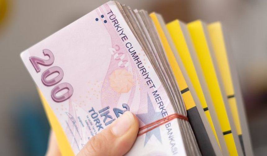 KYK burs ve kredi ödemeleri başladı! Kime ne zaman yatacak? İşte detaylar...