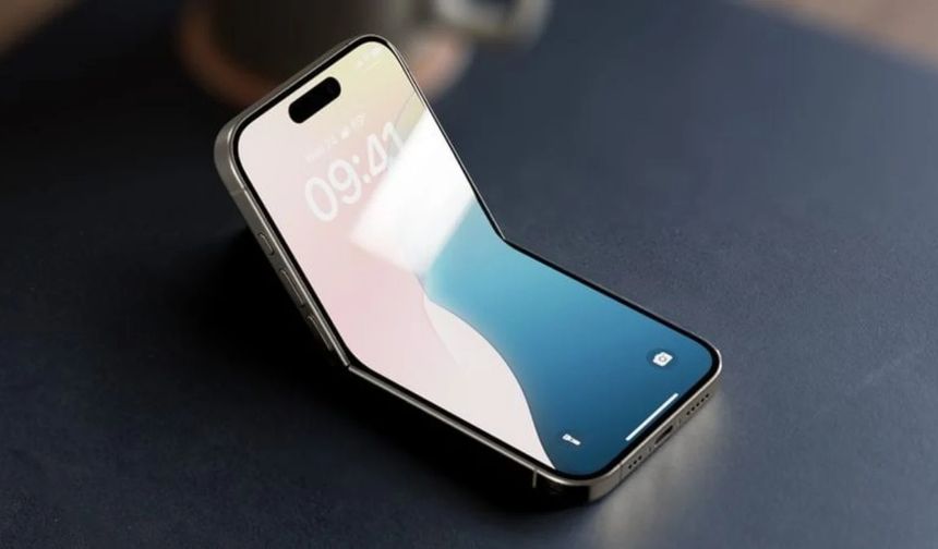 Katlanabilir iPhone ne zaman tanıtılacak: Yeni bilgiler geldi