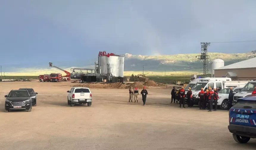 Asfalt üretim tesisinde patlama: 1 işçi öldü, 1 işçi yaralandı!