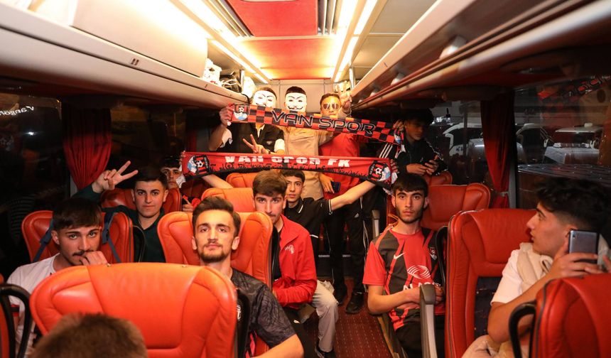 Binlerce Vanspor taraftarı Kayseri yolunda!