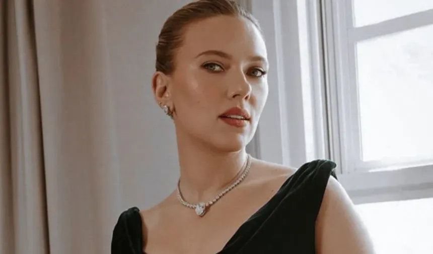 Hollywood'da gişelerin yeni kraliçesi Scarlett Johansson oldu!