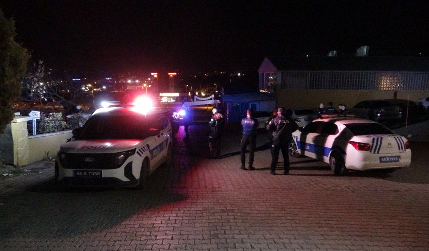 Düğün salonunda silahlı kavga: 4 yaralı
