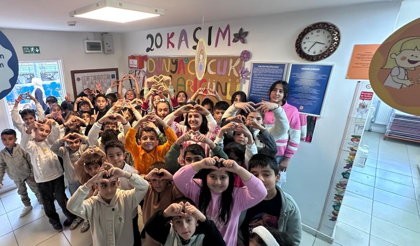 Van’da Dünya Çocuk Hakları Günü Kutlandı