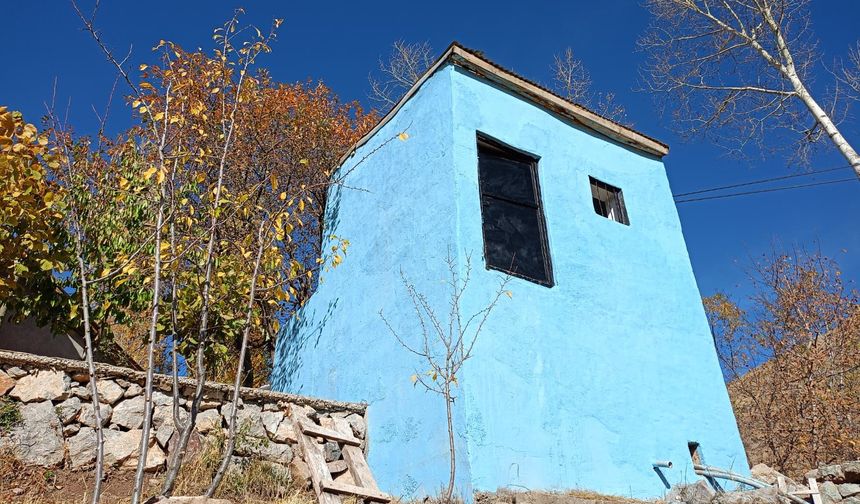 Hakkari’de köylerin içme suyu depoları yenileniyor