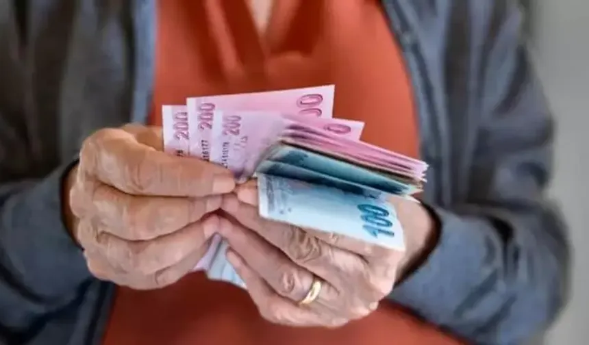 En düşük emekli maaşı ne kadar olacak? Emekli maaş zammı için yeni hesap değişti!