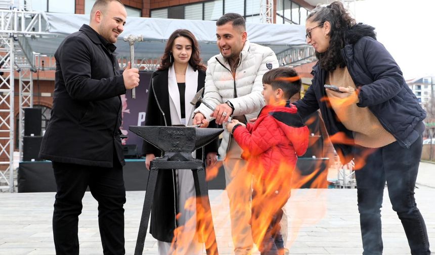İki bayram bir arada: Van’da nevruz coşkusu!