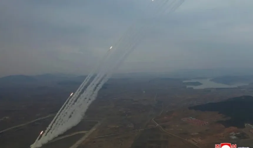 Kuzey Kore yeni silahını test etti