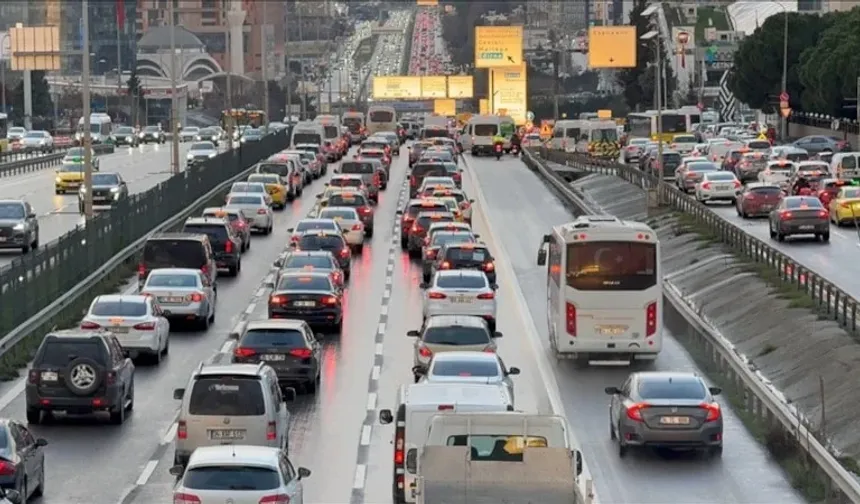 İstanbul'da bazı yollar trafiğe kapatılacak
