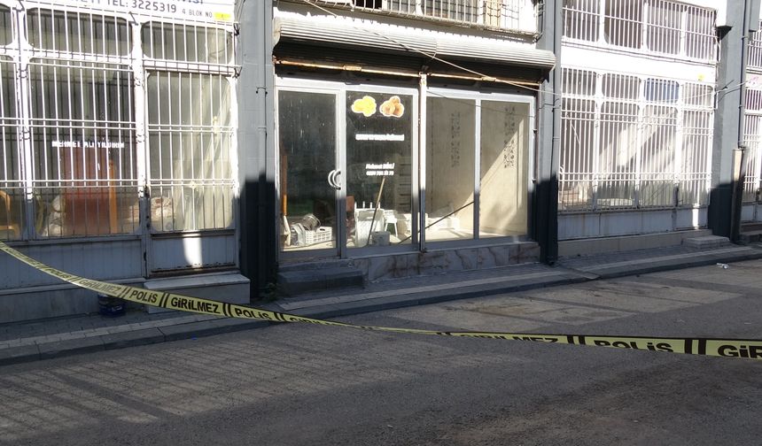 2 esnaf arasında silahlı kavga: 2 yaralı, 2 gözaltı!