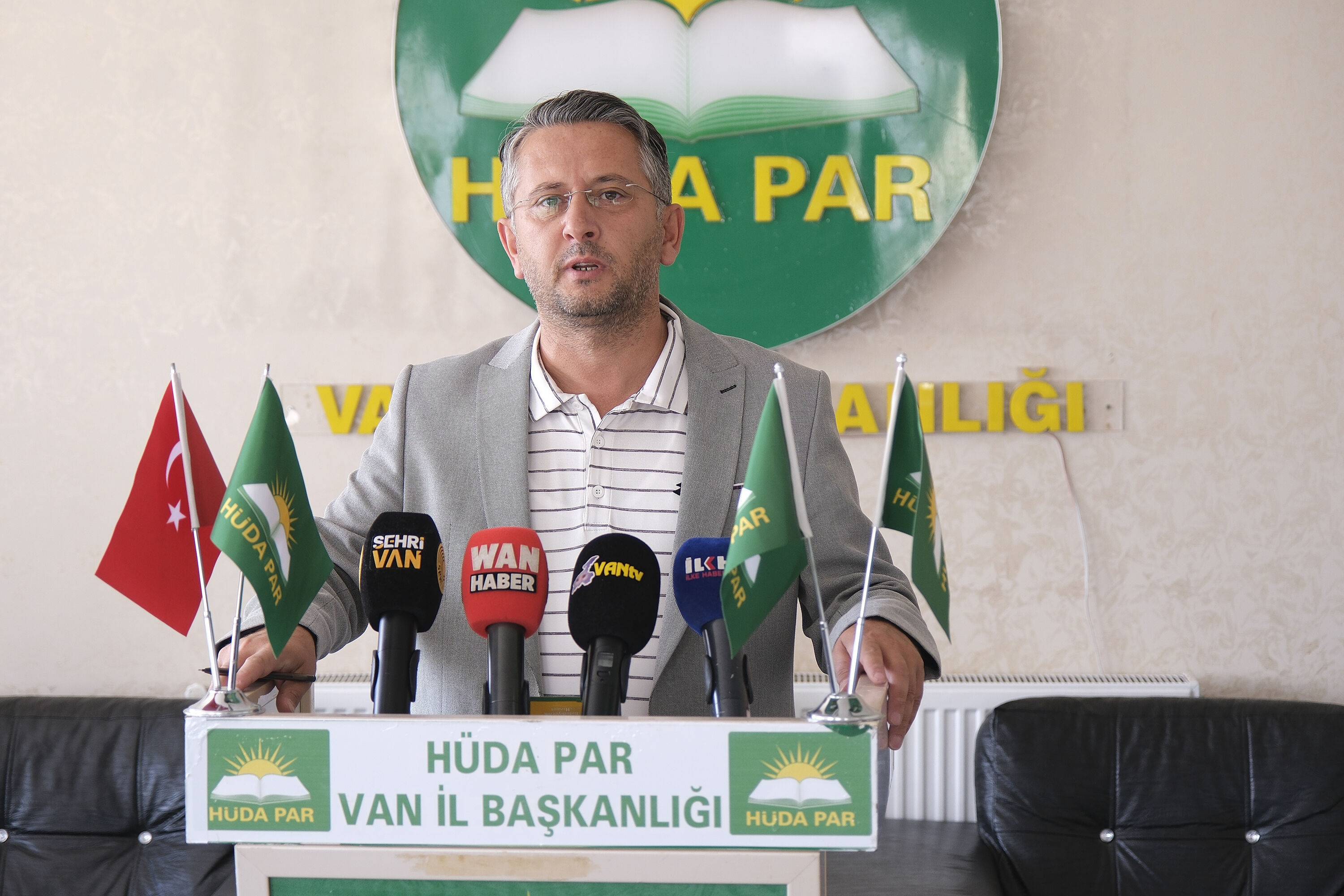 HÜDA PAR’dan Van’ın yönetimi ile ilgili flaş çıkış!