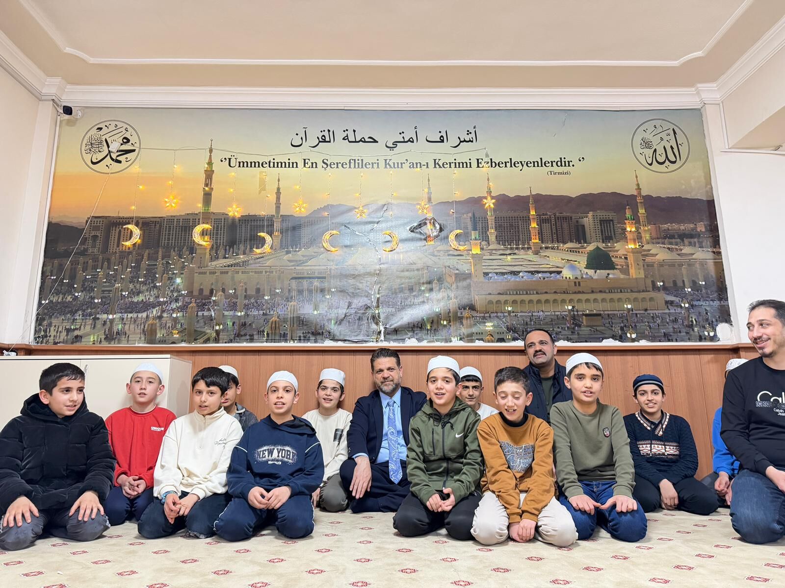 Başkan Yavuz Kuşan’dan küçük hafızlara ziyaret!