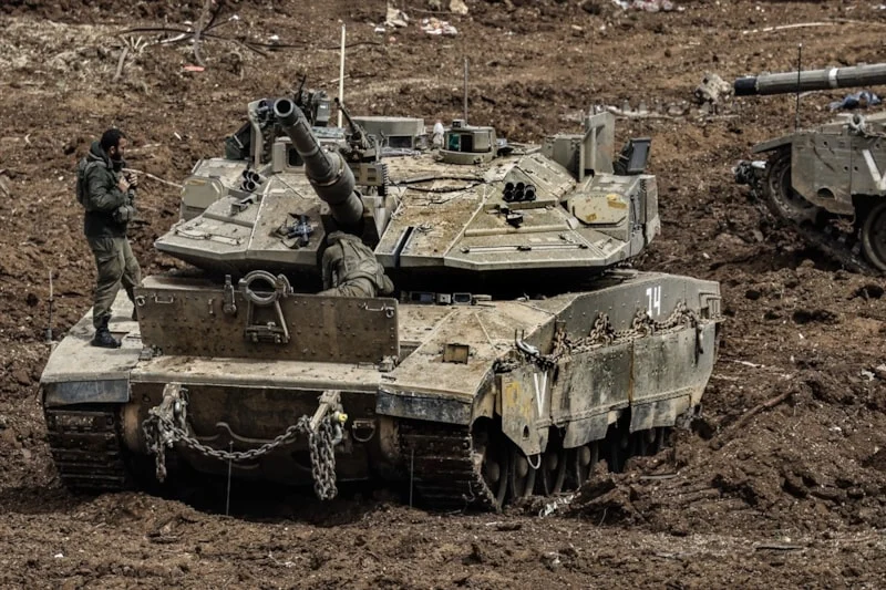 İsrail dünyanın gözü önünde Lübnan'a kara harekatı başlattı!