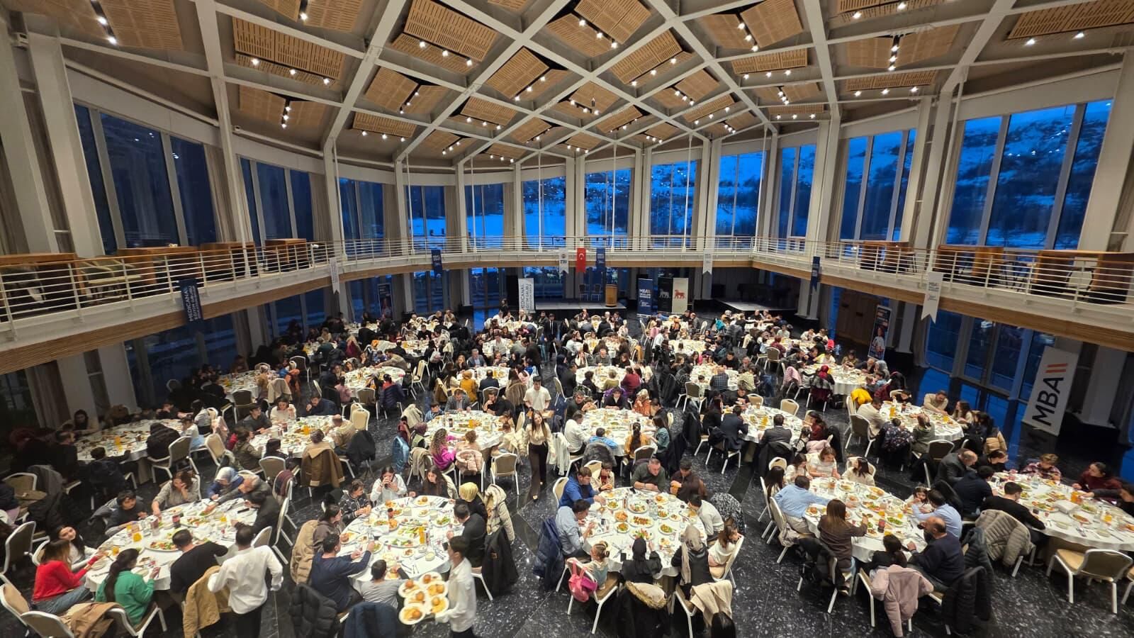MBA Okulları ailesi iftar yemeğinde bir araya geldi!