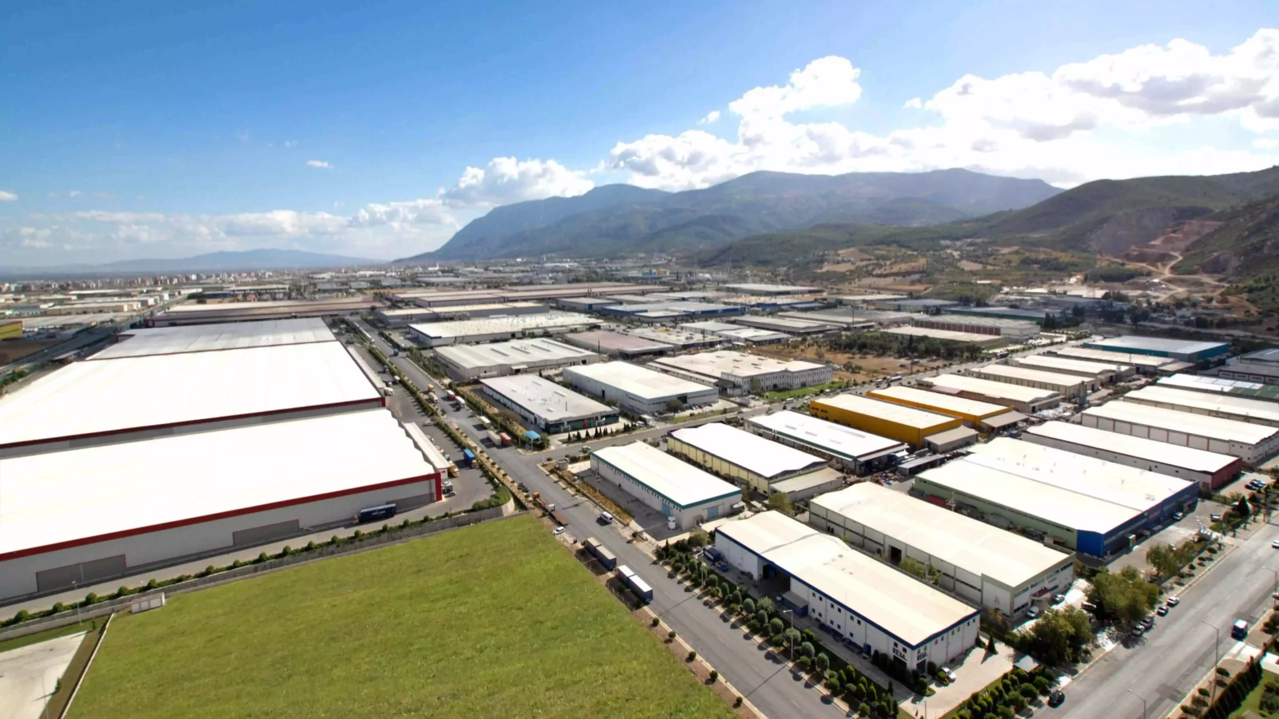 Çinli otomotiv devinden şaşırtan “Van” hamlesi: 1 milyar dolarlık yatırım Van’a mı geliyor!