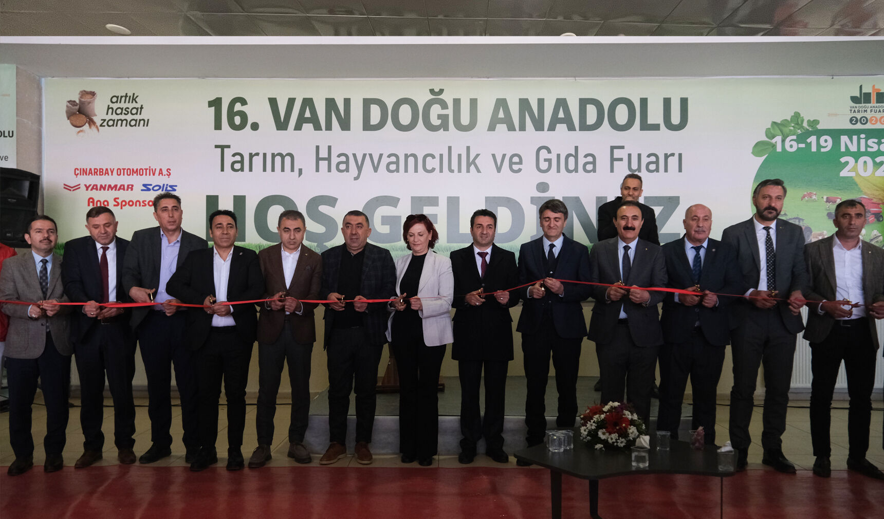 16. Van Doğu Anadolu Tarım, Hayvancılık ve Gıda Fuarı kapılarını açtı