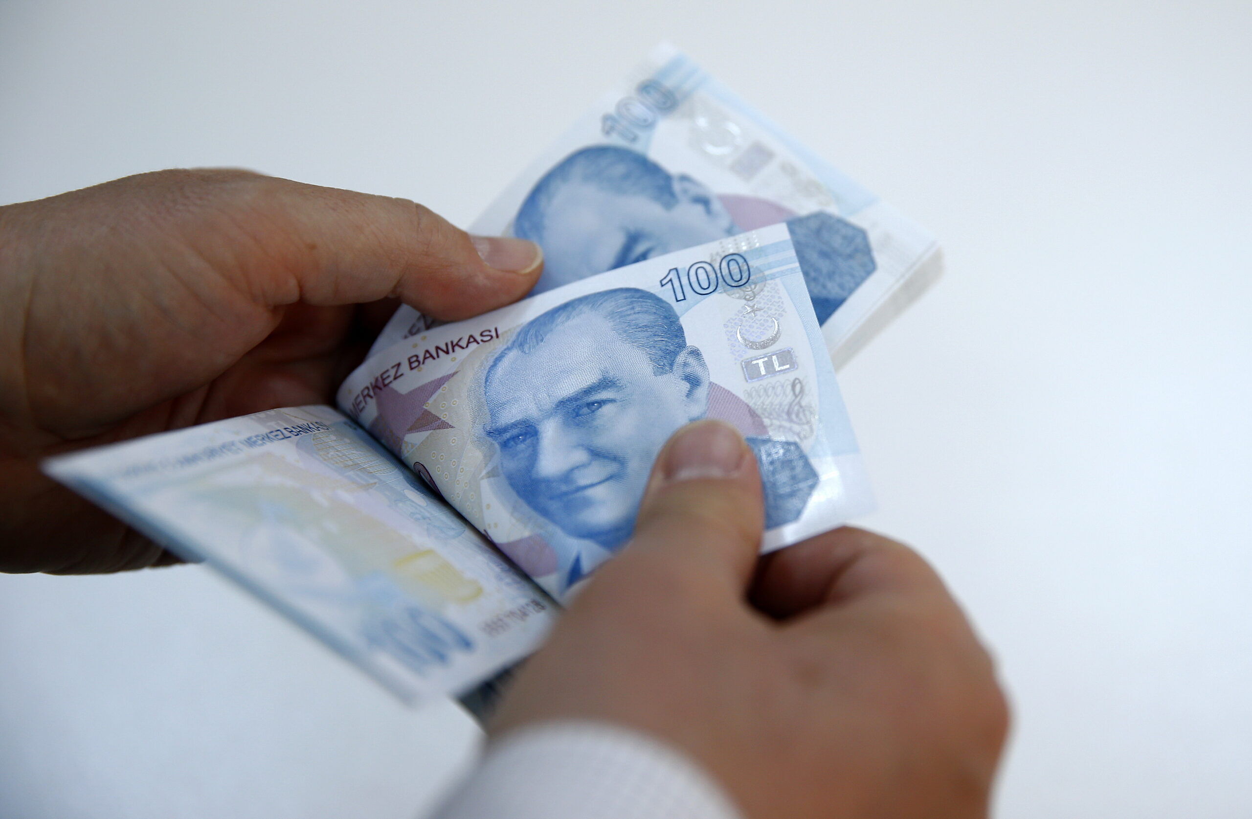 4 bin TL emekli bayram ikramiyesinin yatacağı tarih belli oldu!