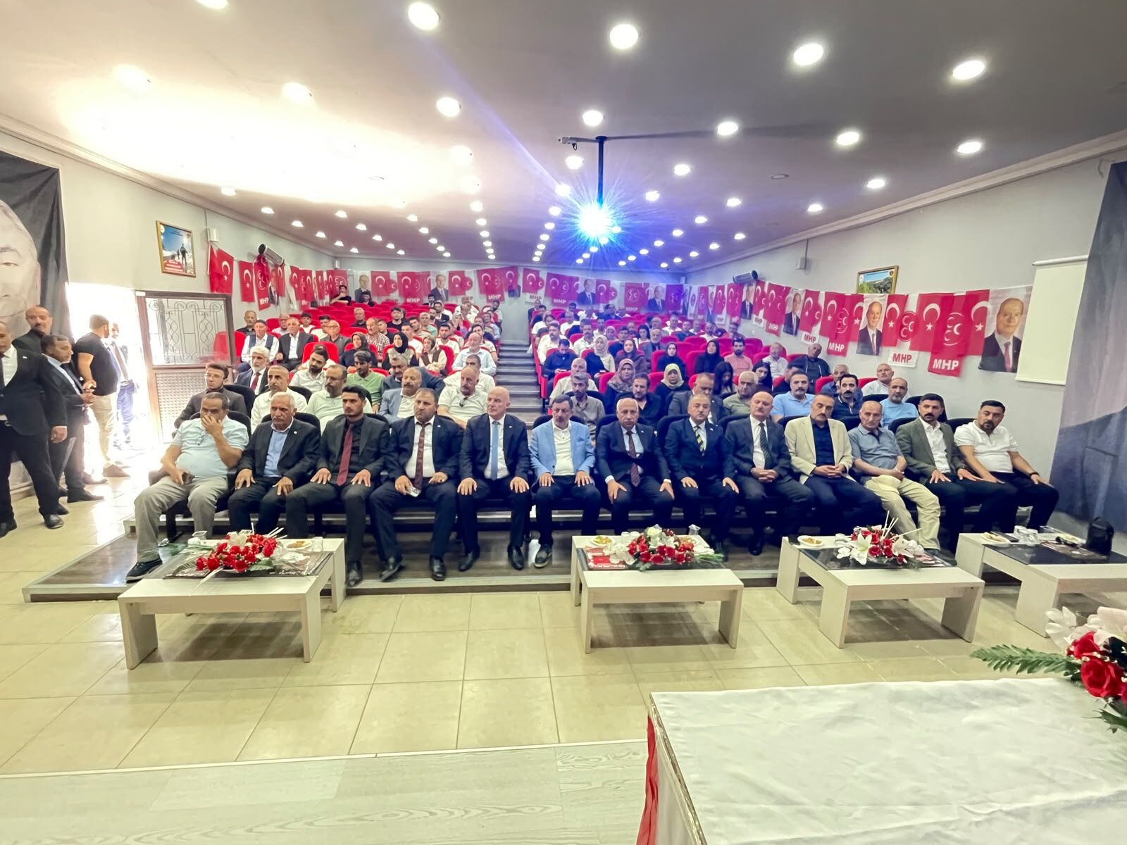 MHP Van’da ilçe kongrelerini tamamladı!
