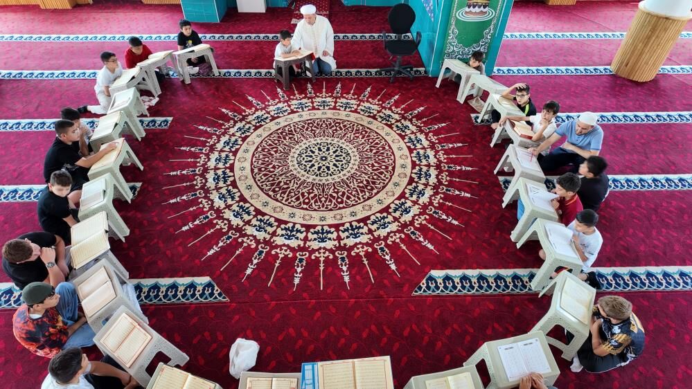 Van’da camilerde çocuk sesleri yükseliyor: Kuran Kursları başladı