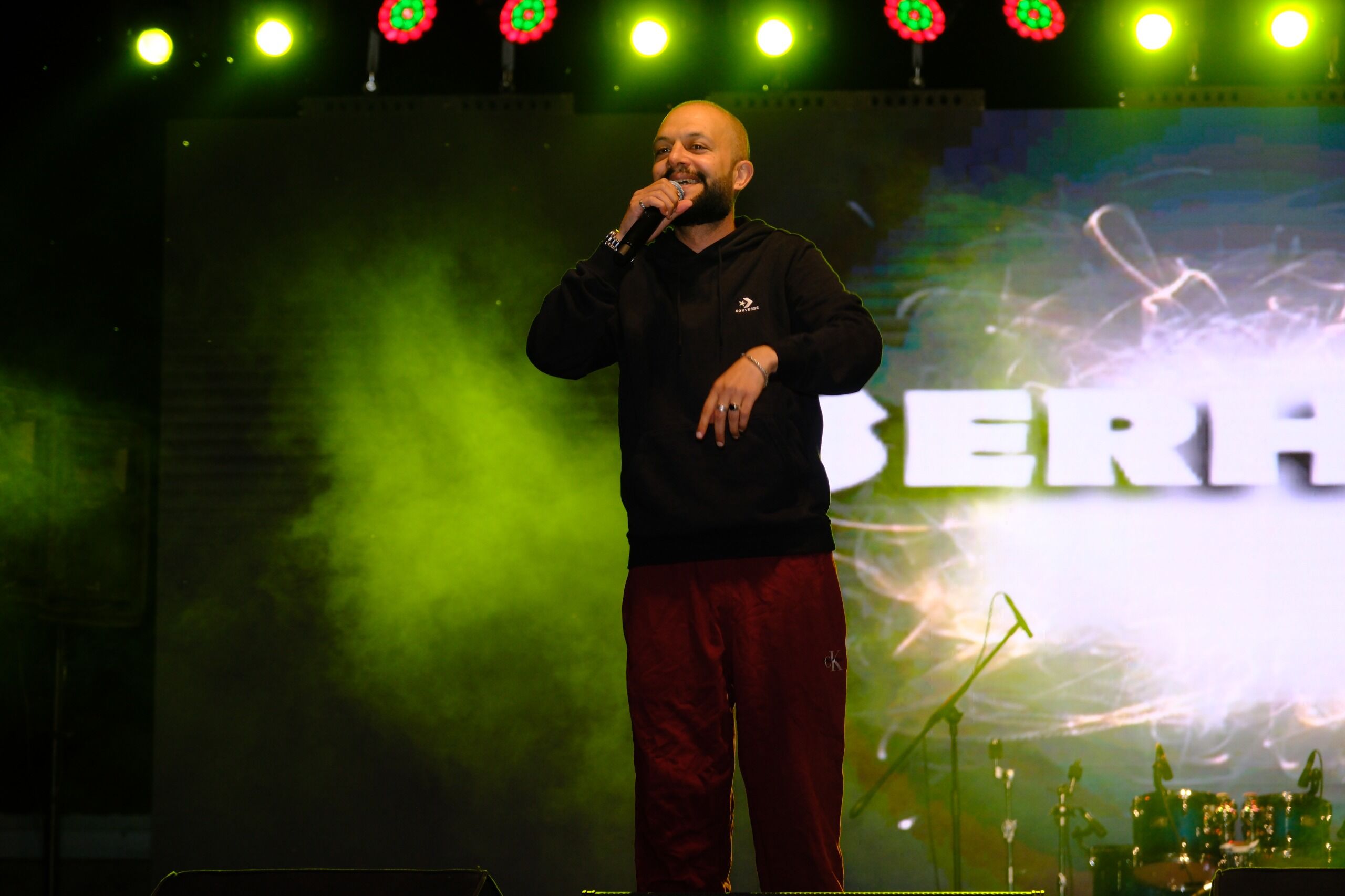 Serhado konserinde on binlerce Vanlı buluştu
