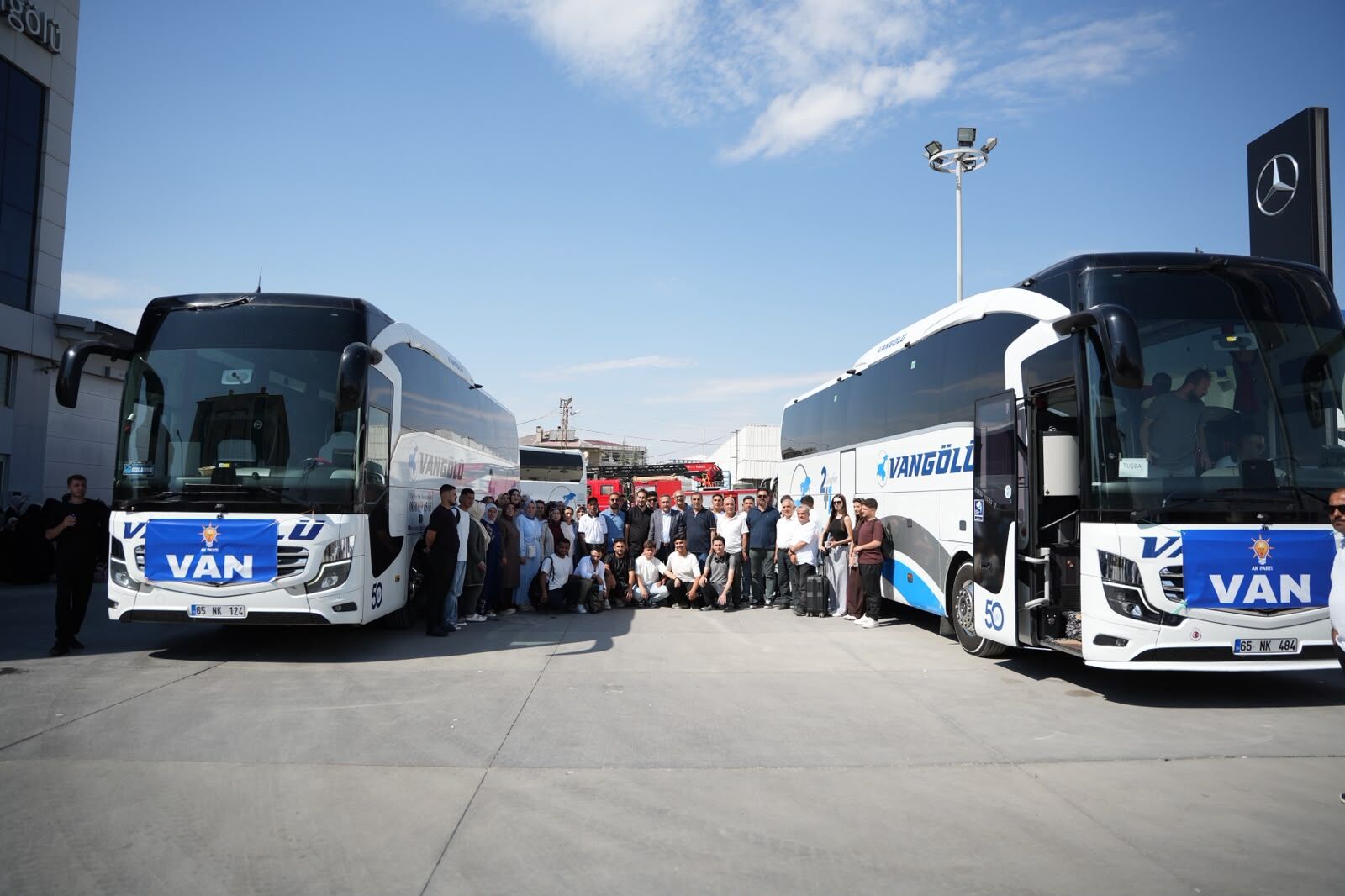 Van’dan Ankara’ya bin kişi yola çıktı!