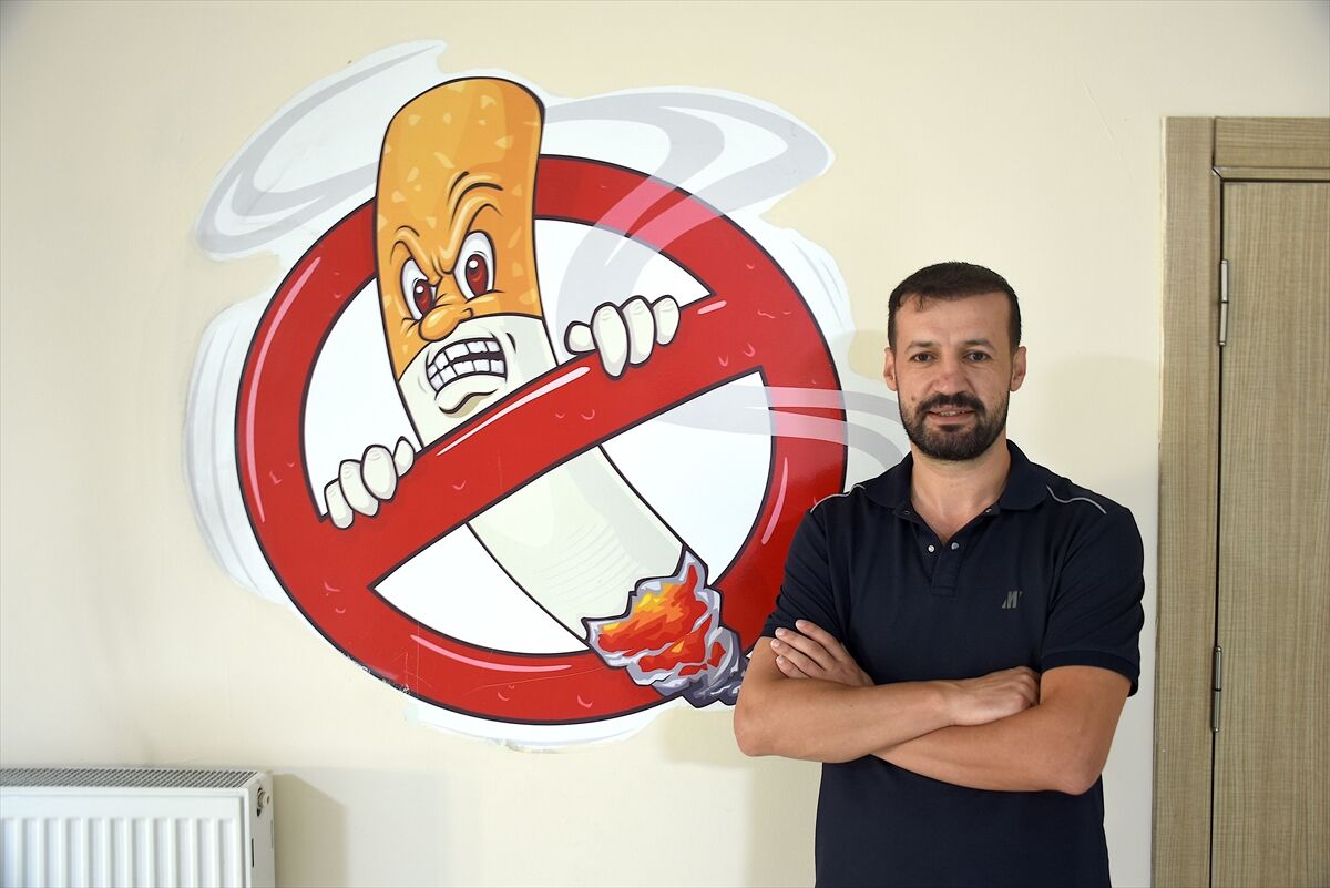 Van'da 25 yıllık bağımlılık çocukların sözüyle bitti: Çocuklarının tek bir cümlesi sigarayı bıraktırdı!