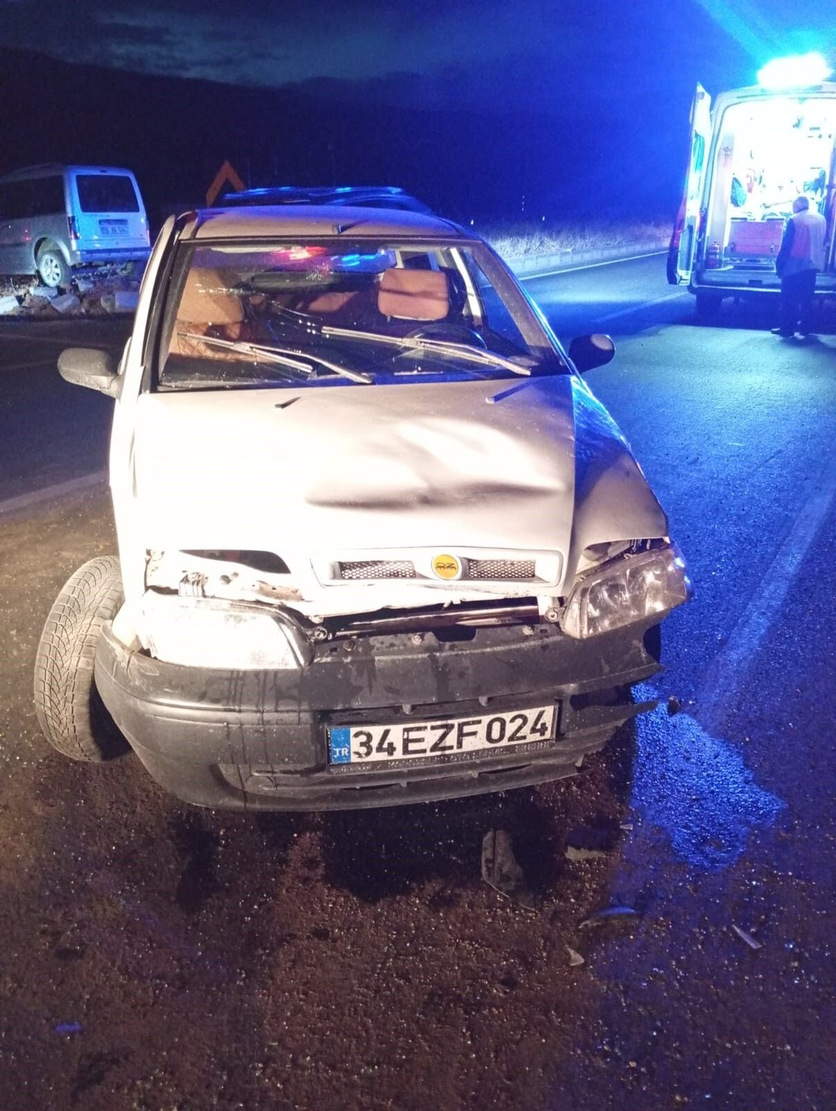 Van’da iki araç kafa kafaya çarpıştı: Çok sayıda yaralı var!