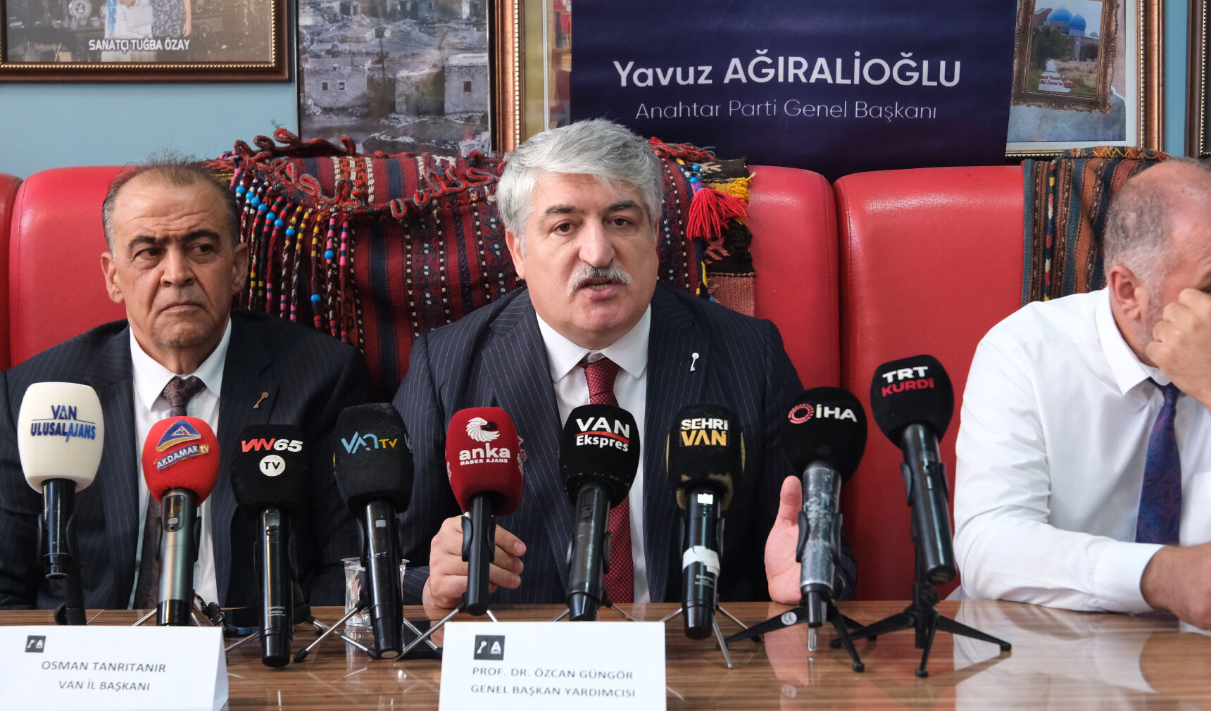 Anahtar Parti Genel Başkan Yardımcısı Van’da konuştu: “Van güçlenemiyor”