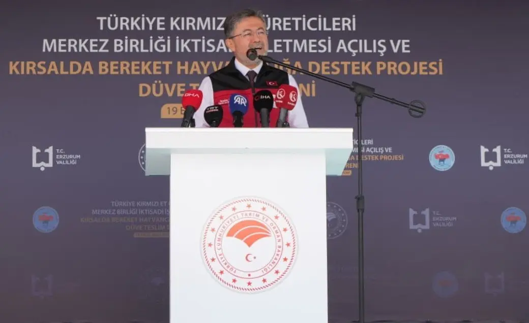 Bakan Yumaklı duyurdu: Aşı ve kimliklendirme ücreti artık alınmayacak!