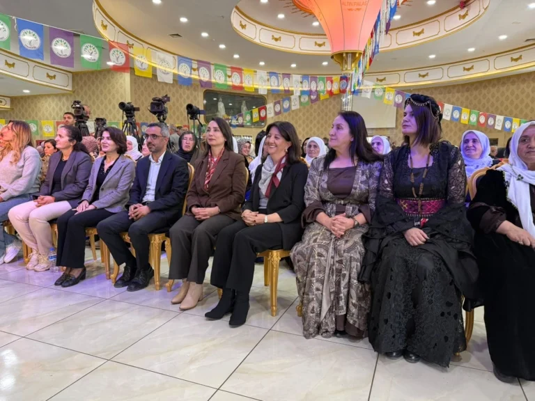 DEM Parti’nin Van’daki yeni Eşbaşkanları belli oldu