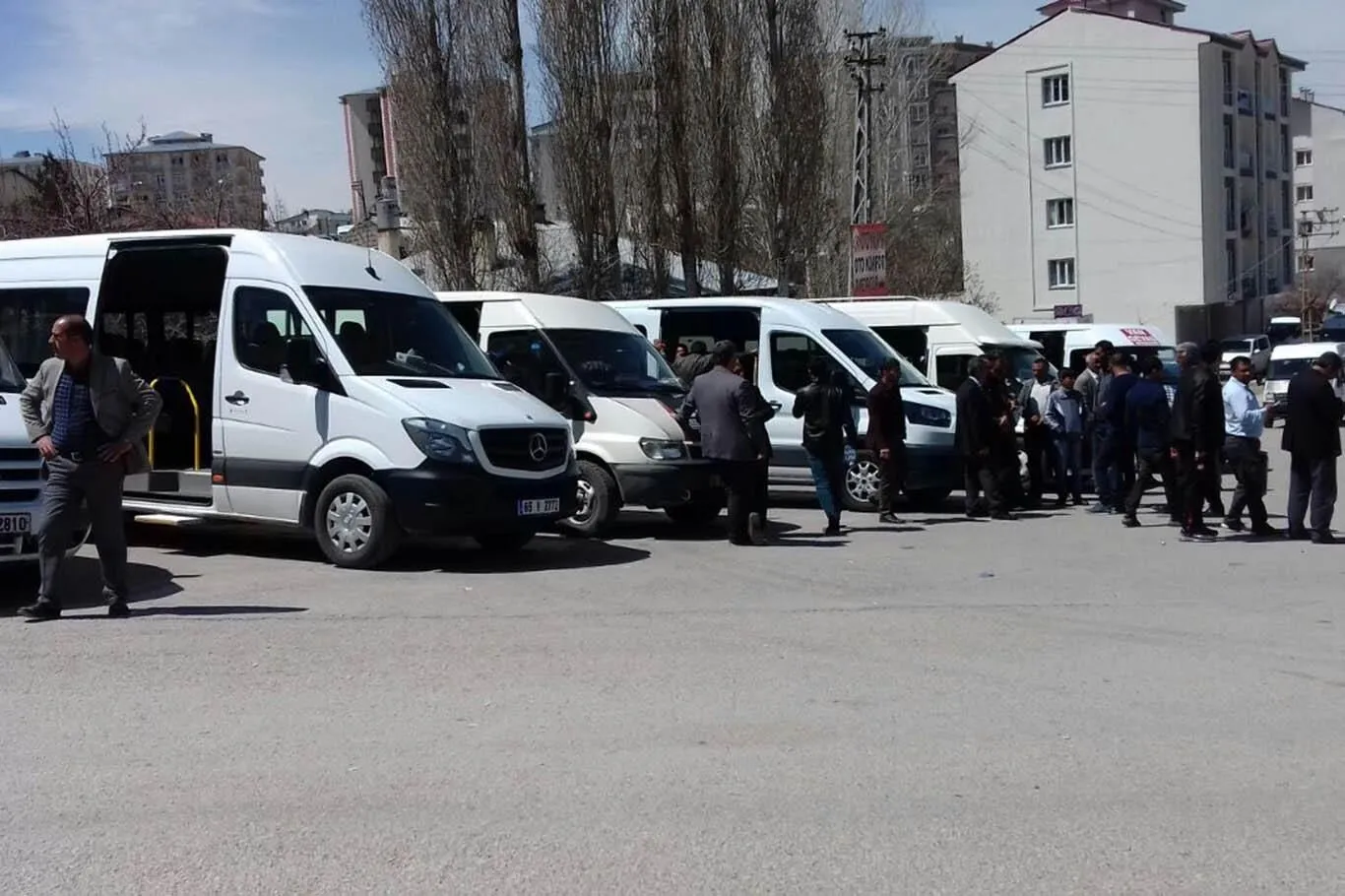Van’da ilçe minibüs ücretlerine zam! İşte yeni ücret tarifesi
